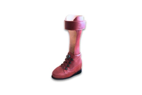 Shoe-for-Orthosis